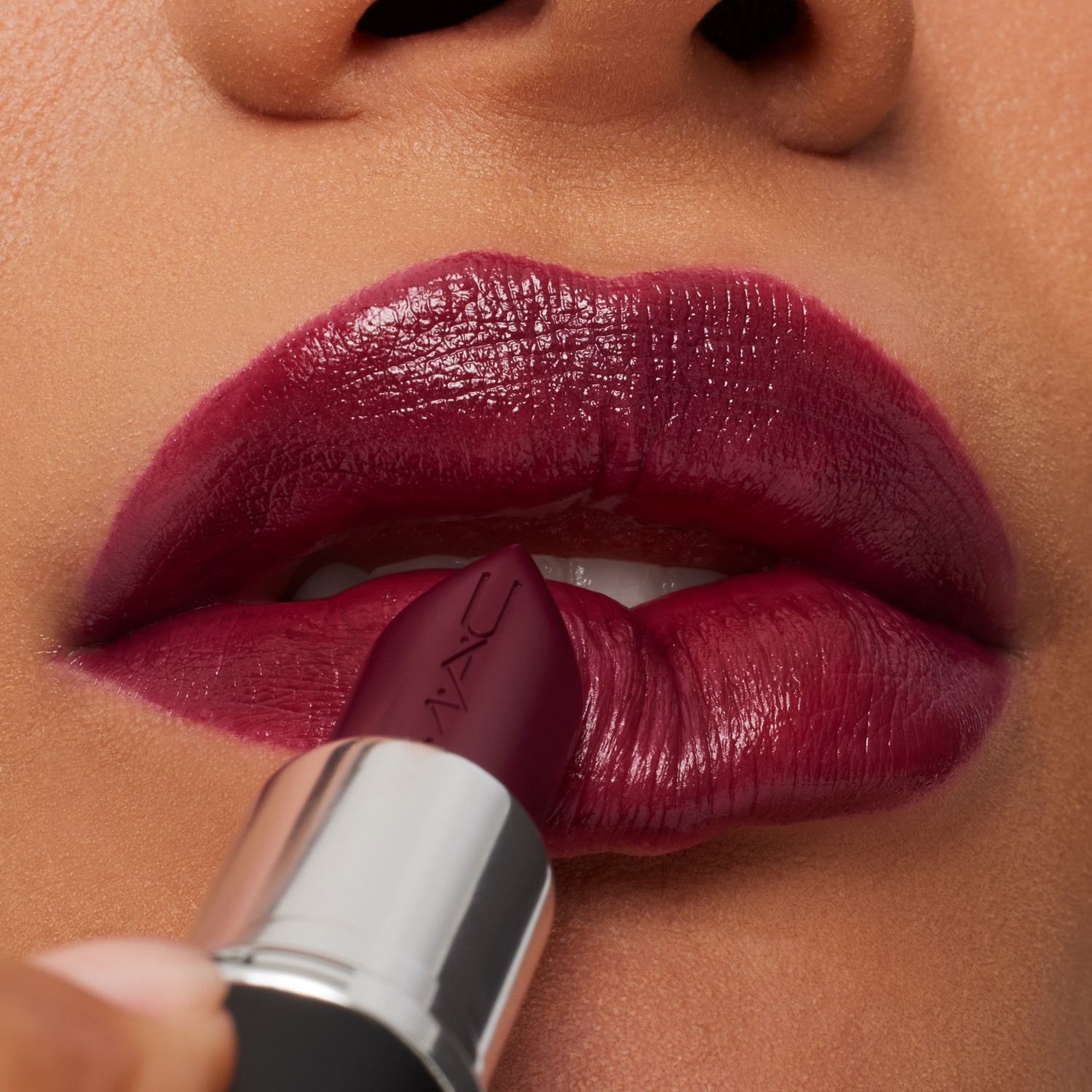 Macximal Sleek Satin Lipstick