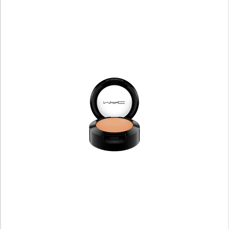 Studio Finish Spf 35 Concealer Nw40 Mac Cosmetics Nordicfeel