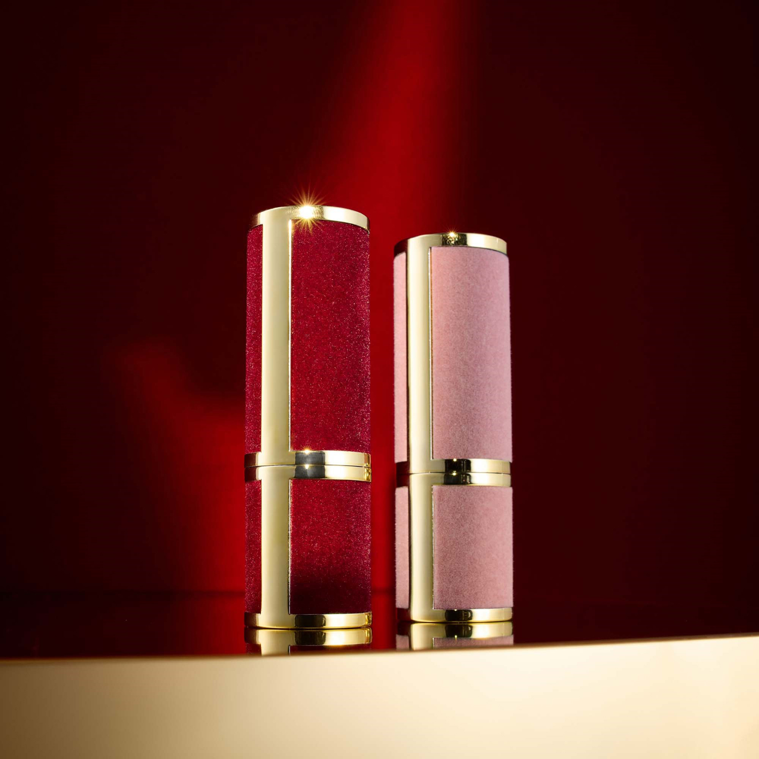 FESTIVE TREASURES Hydrating Shine Lipstick